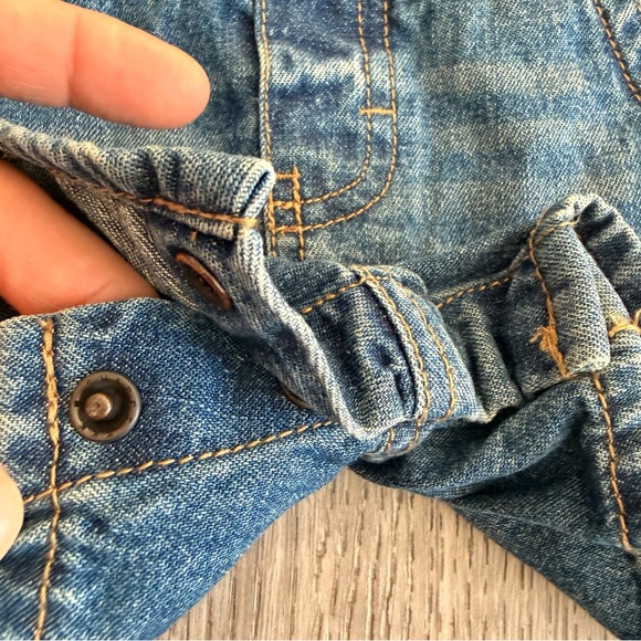 OshKosh Vestbak Bib Overall Denim Shorts Blue Jean Jorts Baby size 9 month - Picture 4 of 8